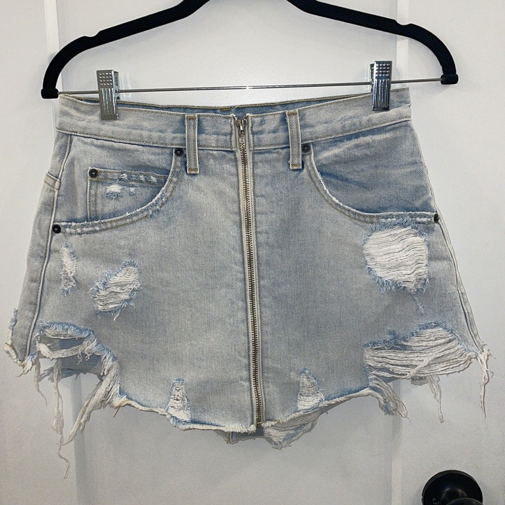 CARMAR LOS ANGELES Beatrice Size 28 Denim skirt